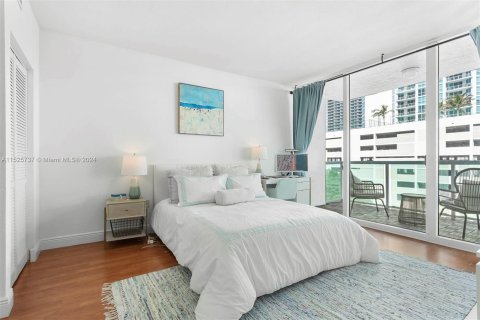 Copropriété à vendre à Miami, Floride: 1 chambre, 62.89 m2 № 1269349 - photo 13