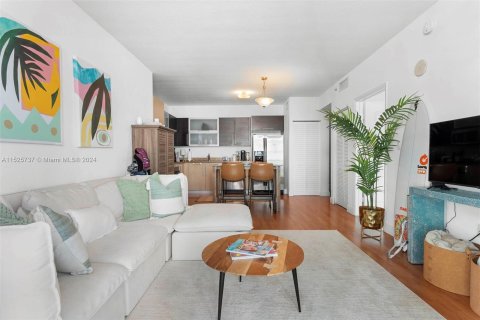 Condominio en venta en Miami, Florida, 1 dormitorio, 62.89 m2 № 1269349 - foto 9