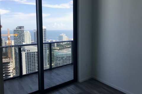 Condo in Miami, Florida, 2 bedrooms  № 1381913 - photo 9