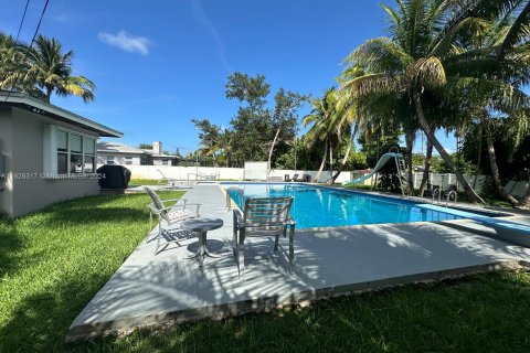 Casa en venta en Hollywood, Florida, 4 dormitorios, 250.84 m2 № 1272691 - foto 12