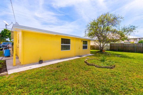Casa en venta en Jensen Beach, Florida, 3 dormitorios, 143.81 m2 № 1040695 - foto 6