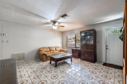 Casa en venta en Jensen Beach, Florida, 3 dormitorios, 143.81 m2 № 1040695 - foto 21