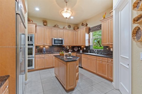Casa en venta en Weston, Florida, 4 dormitorios, 372.45 m2 № 1058227 - foto 12