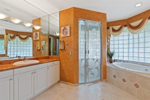 Casa en venta en Weston, Florida, 4 dormitorios, 372.45 m2 № 1058227 - foto 21