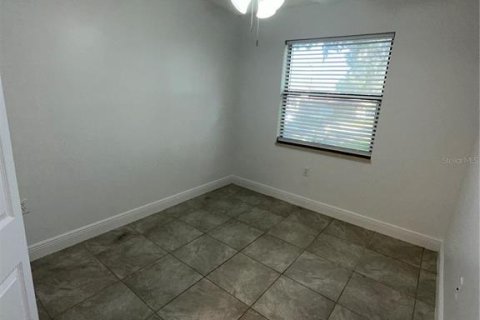 Apartamento en alquiler en Leesburg, Florida, 3 dormitorios, 84.45 m2 № 1340752 - foto 9