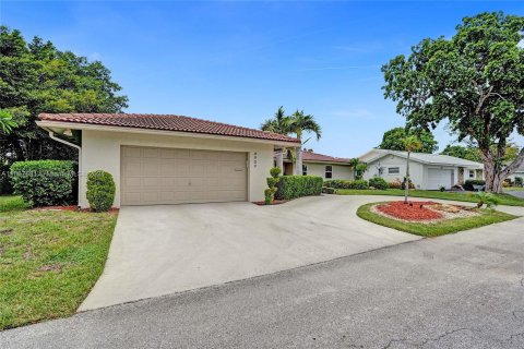 Villa ou maison à vendre à Tamarac, Floride: 2 chambres, 196.3 m2 № 1383611 - photo 5