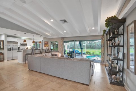 Villa ou maison à vendre à Tamarac, Floride: 2 chambres, 196.3 m2 № 1383611 - photo 21