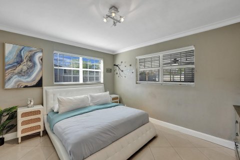 Casa en venta en Deerfield Beach, Florida, 3 dormitorios, 155.89 m2 № 1036159 - foto 20