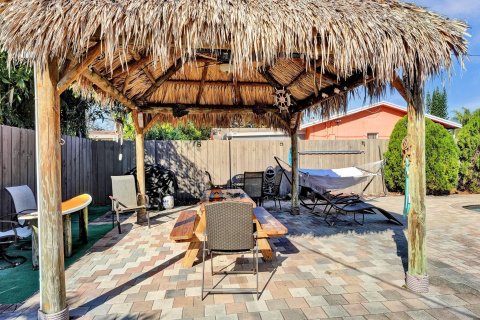 Casa en venta en Deerfield Beach, Florida, 3 dormitorios, 155.89 m2 № 1036159 - foto 9