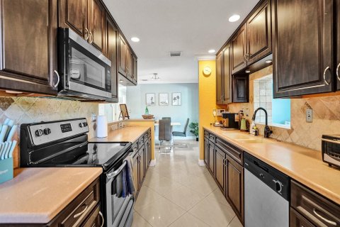 Casa en venta en Deerfield Beach, Florida, 3 dormitorios, 155.89 m2 № 1036159 - foto 28