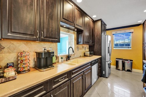 Casa en venta en Deerfield Beach, Florida, 3 dormitorios, 155.89 m2 № 1036159 - foto 29