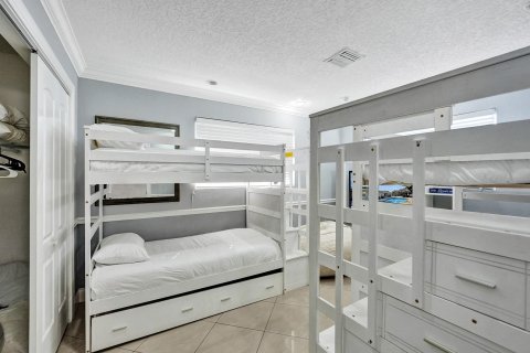 Casa en venta en Deerfield Beach, Florida, 3 dormitorios, 155.89 m2 № 1036159 - foto 16