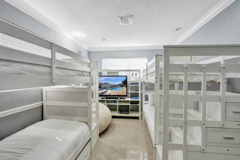 Casa en venta en Deerfield Beach, Florida, 3 dormitorios, 155.89 m2 № 1036159 - foto 15