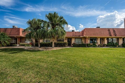 Villa ou maison à vendre à Clearwater, Floride: 2 chambres, 106.84 m2 № 1342007 - photo 5