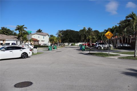 Villa ou maison à vendre à Homestead, Floride: 3 chambres, 107.49 m2 № 1210049 - photo 30