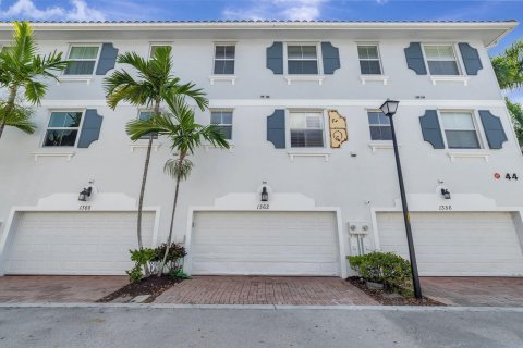 Touwnhouse à vendre à Boynton Beach, Floride: 3 chambres, 183.39 m2 № 1072671 - photo 5
