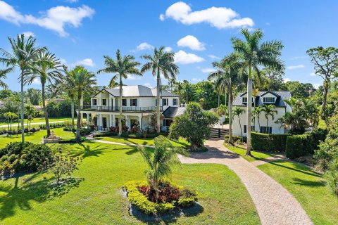 House in Jupiter, Florida 5 bedrooms, 580.55 sq.m. № 1072670 - photo 11