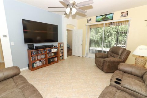 House in DeLand, Florida 3 bedrooms, 203.92 sq.m. № 1202949 - photo 17