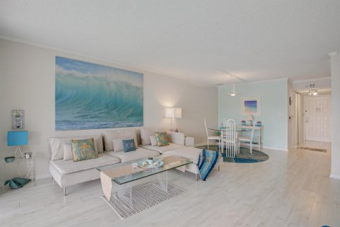 Condominio en venta en Lake Worth, Florida, 2 dormitorios, 93.37 m2 № 1100120 - foto 21