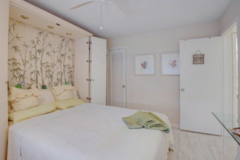 Condominio en venta en Lake Worth, Florida, 2 dormitorios, 93.37 m2 № 1100120 - foto 12