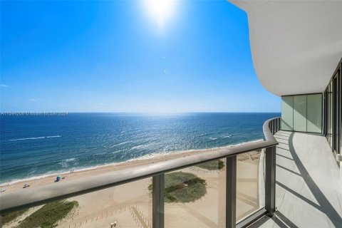 Copropriété à vendre à Pompano Beach, Floride: 2 chambres, 179.02 m2 № 1073189 - photo 29