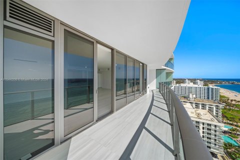 Copropriété à vendre à Pompano Beach, Floride: 2 chambres, 179.02 m2 № 1073189 - photo 26