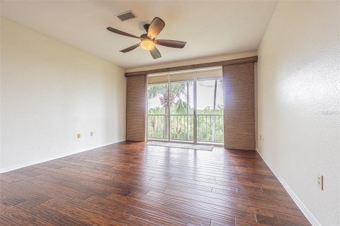 Condominio en venta en Tampa, Florida, 1 dormitorio, 75.72 m2 № 1401954 - foto 5