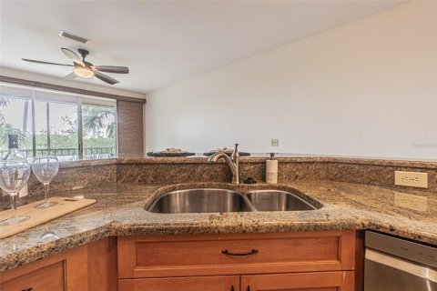 Condominio en venta en Tampa, Florida, 1 dormitorio, 75.72 m2 № 1401954 - foto 9