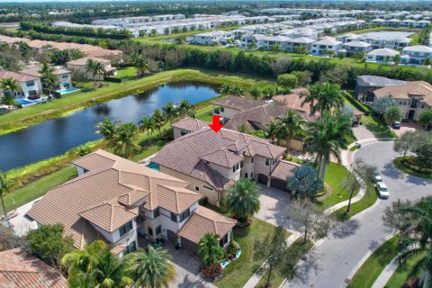 Casa en venta en Delray Beach, Florida, 6 dormitorios, 513.38 m2 № 1020142 - foto 3