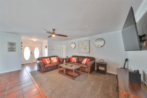 Casa en venta en Apollo Beach, Florida, 4 dormitorios, 157.93 m2 № 1352478 - foto 6