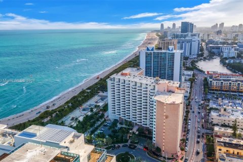 Copropriété à vendre à Miami Beach, Floride: 1 chambre, 55.74 m2 № 1074332 - photo 6