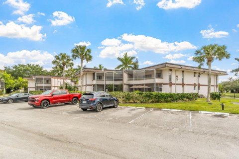 Condominio en venta en Royal Palm Beach, Florida, 2 dormitorios, 100.33 m2 № 1050274 - foto 25