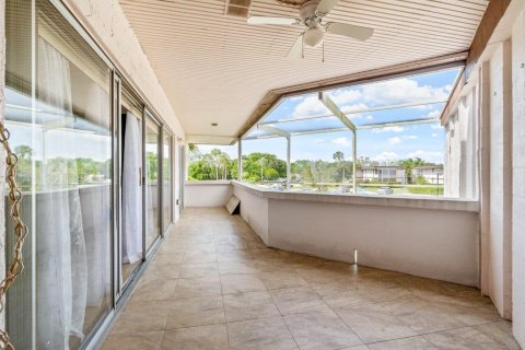 Copropriété à vendre à Royal Palm Beach, Floride: 2 chambres, 100.33 m2 № 1050274 - photo 6