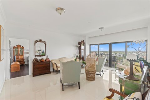 Copropriété à vendre à Miami, Floride: 3 chambres, 181.16 m2 № 1075455 - photo 16