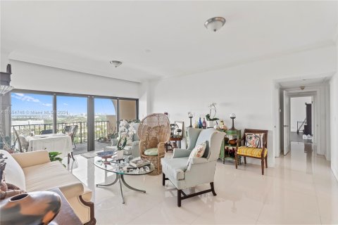 Copropriété à vendre à Miami, Floride: 3 chambres, 181.16 m2 № 1075455 - photo 3