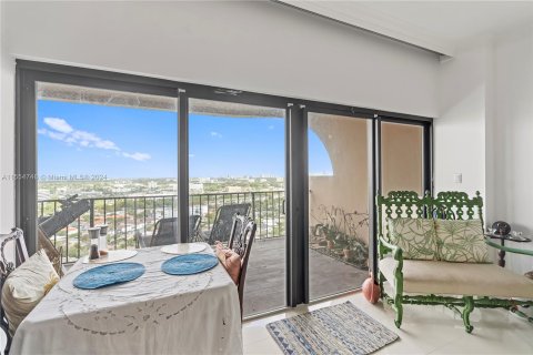 Copropriété à vendre à Miami, Floride: 3 chambres, 181.16 m2 № 1075455 - photo 22