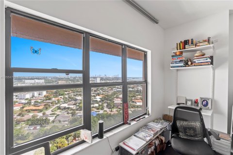 Copropriété à vendre à Miami, Floride: 3 chambres, 181.16 m2 № 1075455 - photo 29