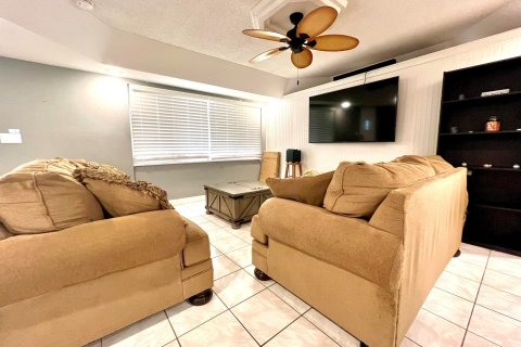 Casa en venta en Jensen Beach, Florida, 4 dormitorios, 216.93 m2 № 1227008 - foto 21