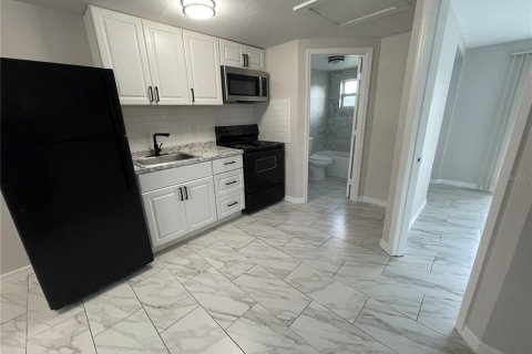 Apartamento en alquiler en Tampa, Florida, 1 dormitorio, 60.39 m2 № 1357705 - foto 1