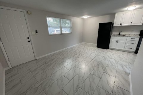 Apartamento en alquiler en Tampa, Florida, 1 dormitorio, 60.39 m2 № 1357705 - foto 4