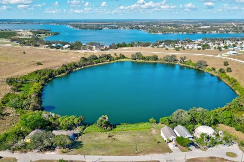 Land in Lake Placid, Florida № 1021737 - photo 1