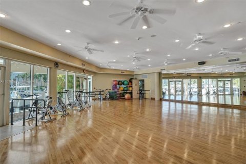 Condominio en venta en Aventura, Florida, 4 dormitorios, 252.69 m2 № 1021782 - foto 24