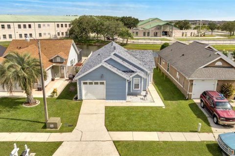 Villa ou maison à vendre à Kissimmee, Floride: 3 chambres, 110 m2 № 1322192 - photo 2