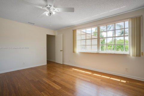 Touwnhouse à vendre à Cooper City, Floride: 3 chambres, 154.78 m2 № 1385989 - photo 10