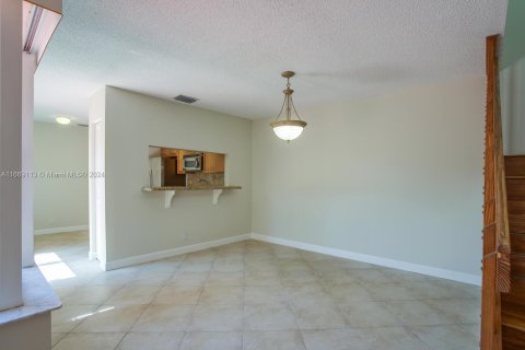 Touwnhouse à vendre à Cooper City, Floride: 3 chambres, 154.78 m2 № 1385989 - photo 6