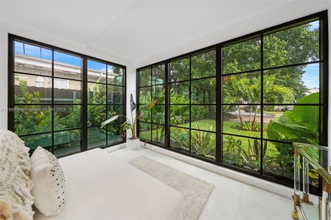 Casa en venta en Miami Beach, Florida, 4 dormitorios, 257.34 m2 № 1385942 - foto 17