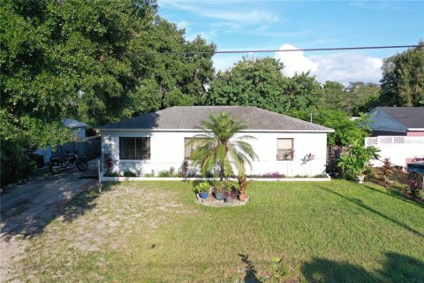 Villa ou maison à vendre à Tampa, Floride: 3 chambres, 137.87 m2 № 1374535 - photo 2