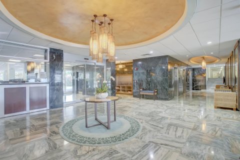 Condo in Sunny Isles Beach, Florida, 1 bedroom  № 1070422 - photo 13