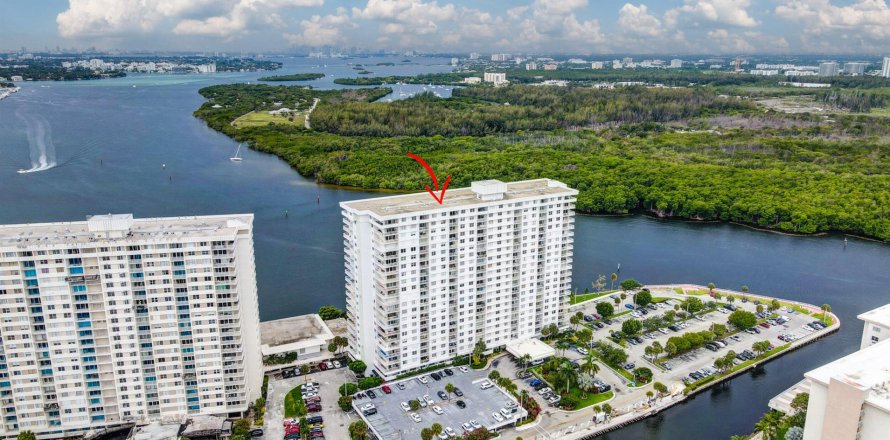 Condo in Sunny Isles Beach, Florida, 1 bedroom  № 1070422