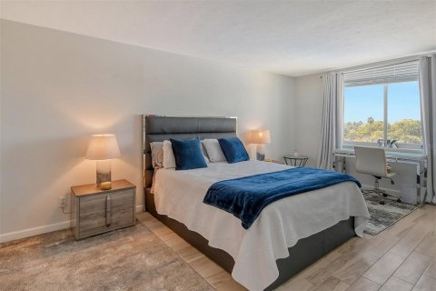 Condominio en venta en Sarasota, Florida, 1 dormitorio, 89.65 m2 № 1052267 - foto 17